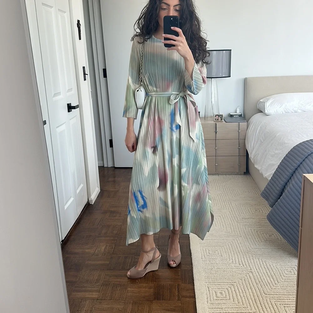 Gorgeous one of a kind flowy runway dress - Picture 1 of 6